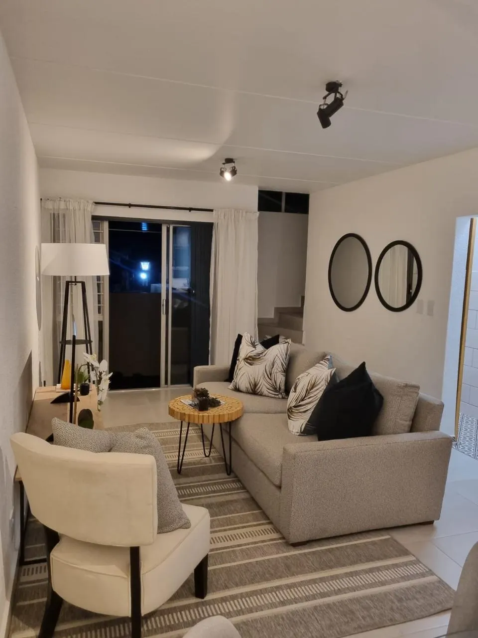 Styled living room finish