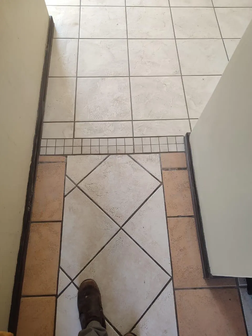 Decorative tile layout